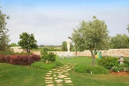 Sleeps 3 Pool Wifi Daire *